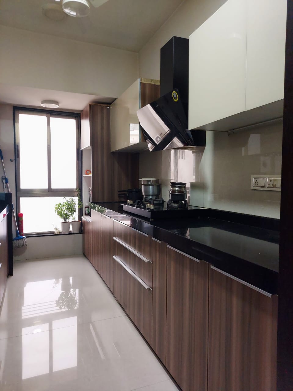 2 BHK Apartment For Rent in Vile Parle East Mumbai  7846023