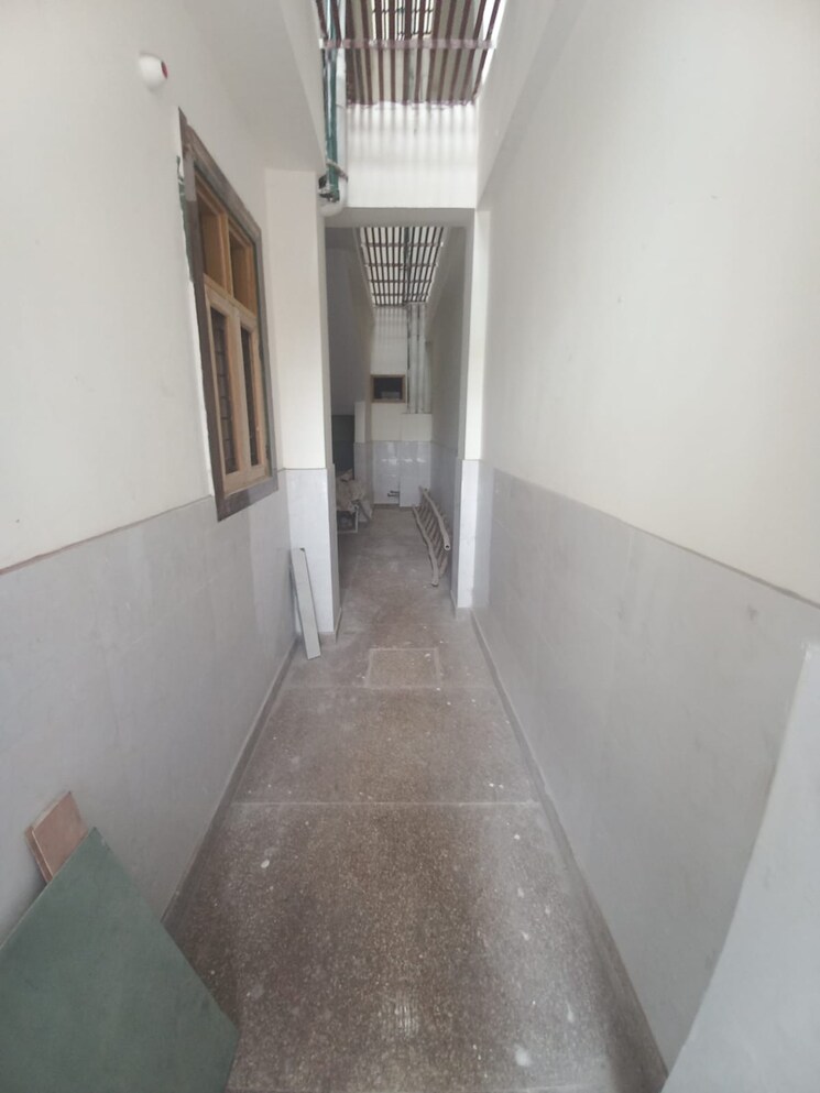 undefined, govindpuram 3 Bedroom 200 Sq.Mt. Builder Floor In Govindpuram Ghaziabad 7846052