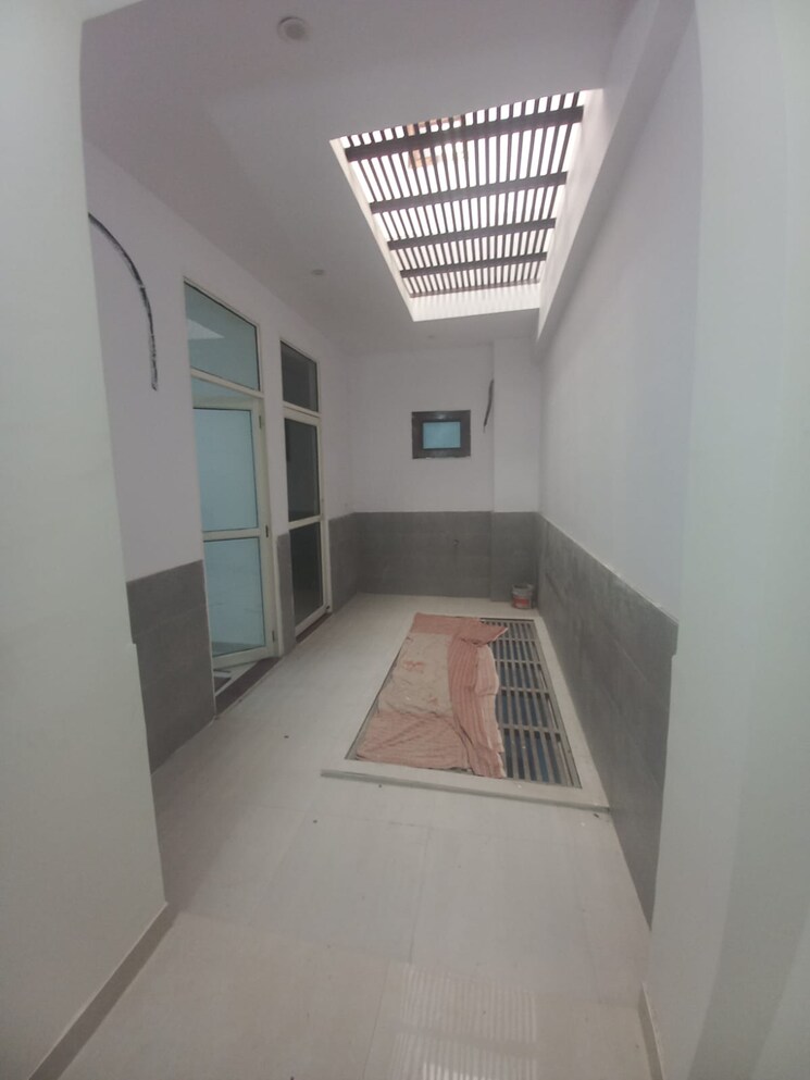 Kitchen, govindpuram 3 Bedroom 200 Sq.Mt. Builder Floor In Govindpuram Ghaziabad 7846052