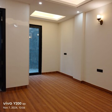Room in 4 BHK Apartment at Ireo Victory Valley, Sector 67 – for Sale