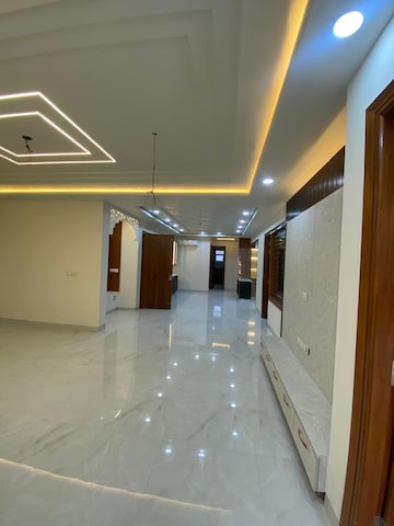 Building Lobby in 4 BHK Builder Floor at Puri Aman Vilas, Sector 89 – for Sale