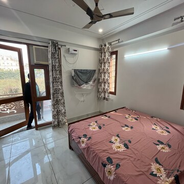 Bedroom in 2 BHK Builder Floor at Ansal Sushant Lok I, Sector 43 – for Rent