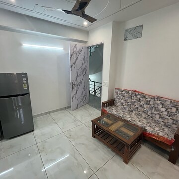 Living Room in 2 BHK Builder Floor at Ansal Sushant Lok I, Sector 43 – for Rent