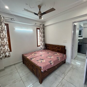 Living Room in 2 BHK Builder Floor at Ansal Sushant Lok I, Sector 43 – for Rent