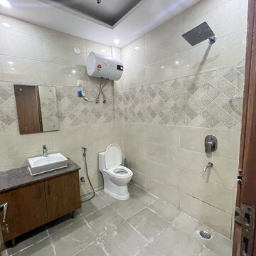 Bathroom in 3 BHK Builder Floor at Ansal Sushant Lok I, Sector 43 – for Rent