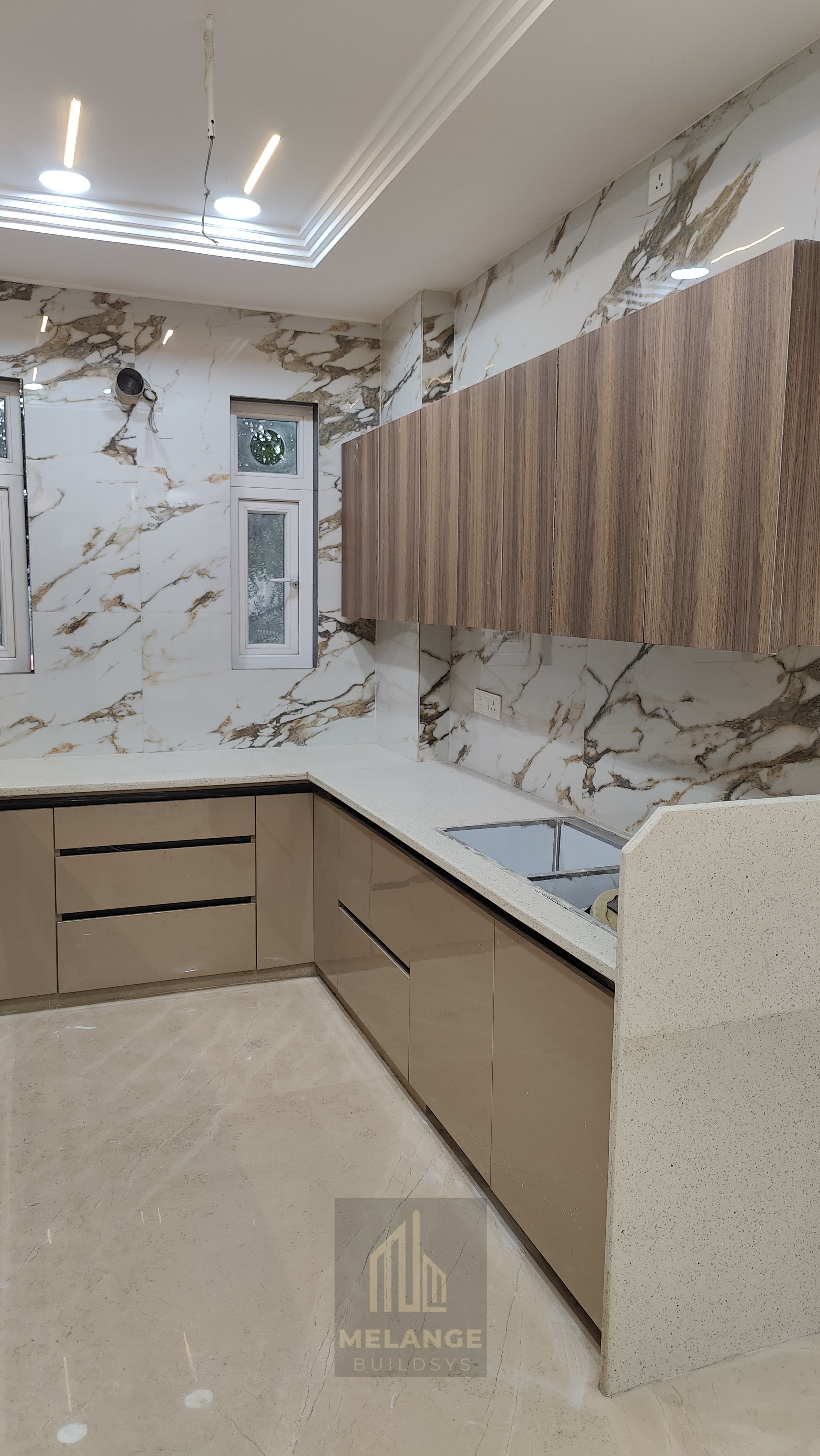 4 BHK + Servant Room 2600 Sq.Ft. Apartment in Central Park Flower Valley Aqua Front Towers