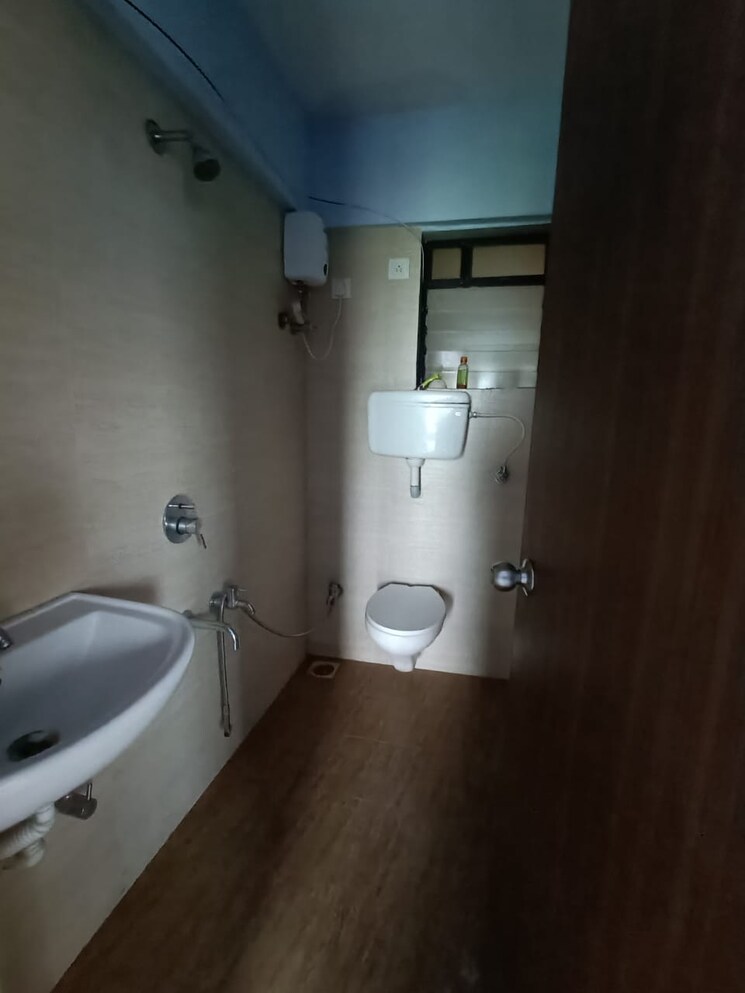 Bathroom, raunak-city 2 Bedroom 982 Sq.Ft. Apartment In Kalyan West Thane 7846476