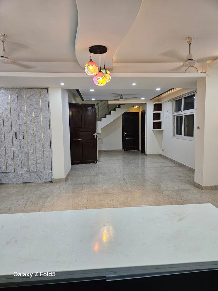 Kitchen, sector 31 6 Bedroom 167 Sq.Mt. Independent House In Sector 31 Noida 7846598
