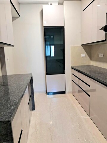 Building Lobby in 3 BHK Apartment at Oberoi Eternia, Mulund West – for Sale