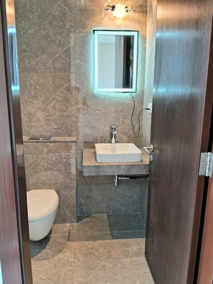 Bathroom, oberoi-eternia 3 Bedroom 1127 Sq.Ft. Apartment In Mulund West Mumbai 7846699