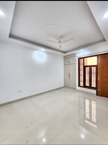3 BHK Builder Floor For Rent in Chattarpur