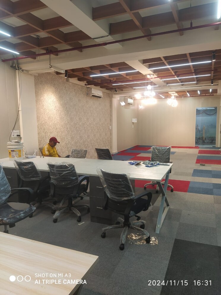 Team Area, sector 16 Commercial Office Space 2500 Sq.Ft. In Sector 16 Noida 7846838