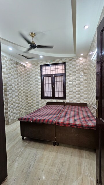 Bedroom in 3 BHK Builder Floor at Laxmi Nagar – for Sale