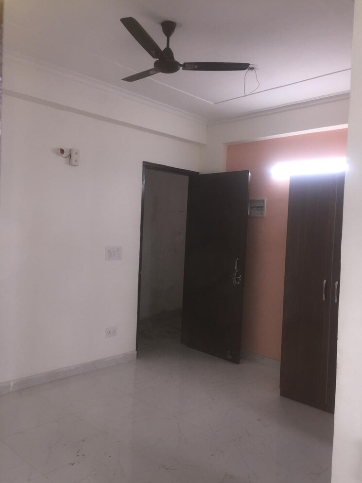 Living Room, creators-gayatri-vatika 2 Bedroom 950 Sq.Ft. Builder Floor In Sector 123 Noida 7847282