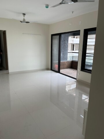 Room in 3 BHK Apartment at Kumar Prospera Hadapsar, Hadapsar – for Sale
