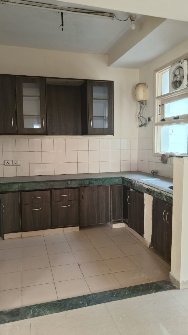 Kitchen, bptp-parkland-pride 3 Bedroom 190 Sq.Yd. Apartment In Sector 77 Faridabad 7847470