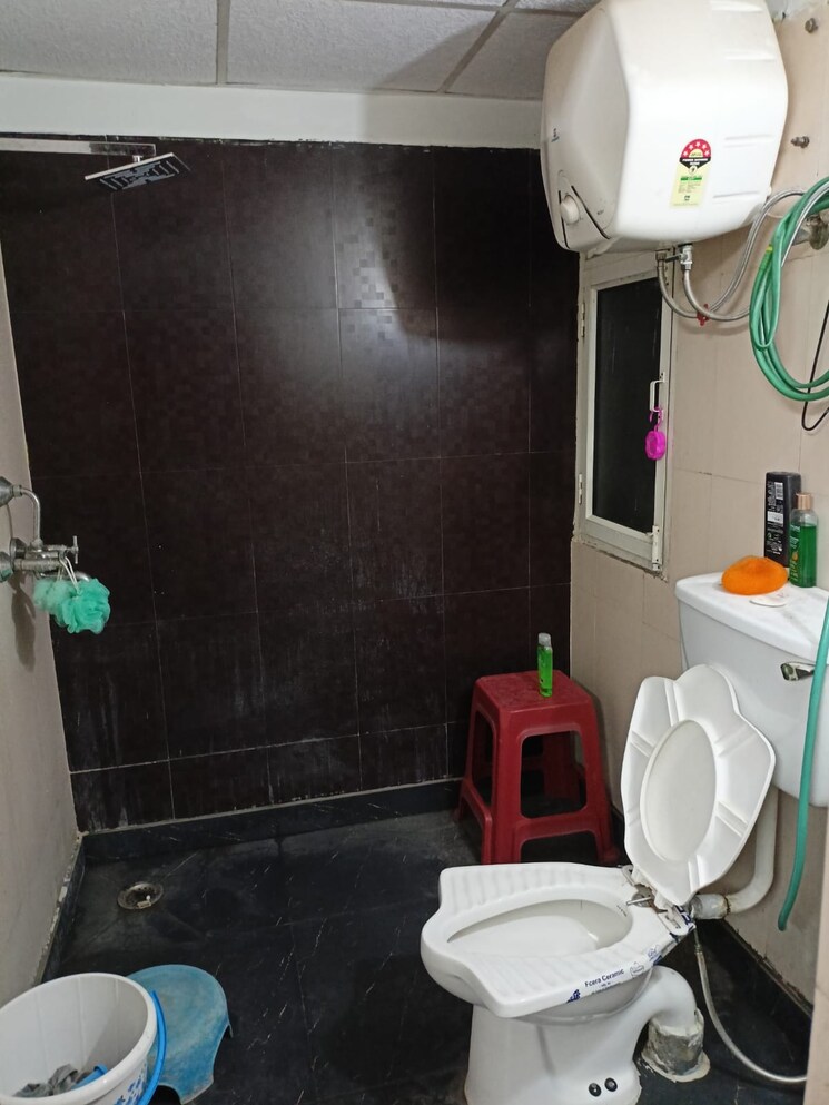 Bathroom, ajnara-gen-x 2 Bedroom 840 Sq.Ft. Apartment In Dundahera Ghaziabad 7847540