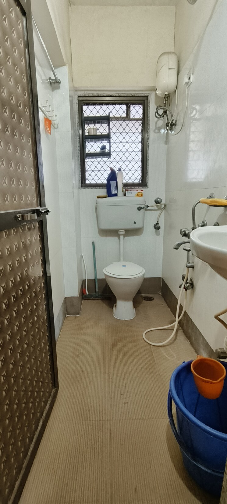 Bathroom, dream-house-chs-santacruz 1 Bedroom 450 Sq.Ft. Apartment In Santacruz East Mumbai 7847603