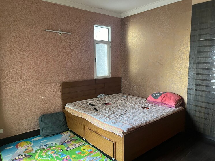 Bedroom, supertech-livingston 3 Bedroom 943 Sq.Ft. Apartment In Sain Vihar Ghaziabad 7847668