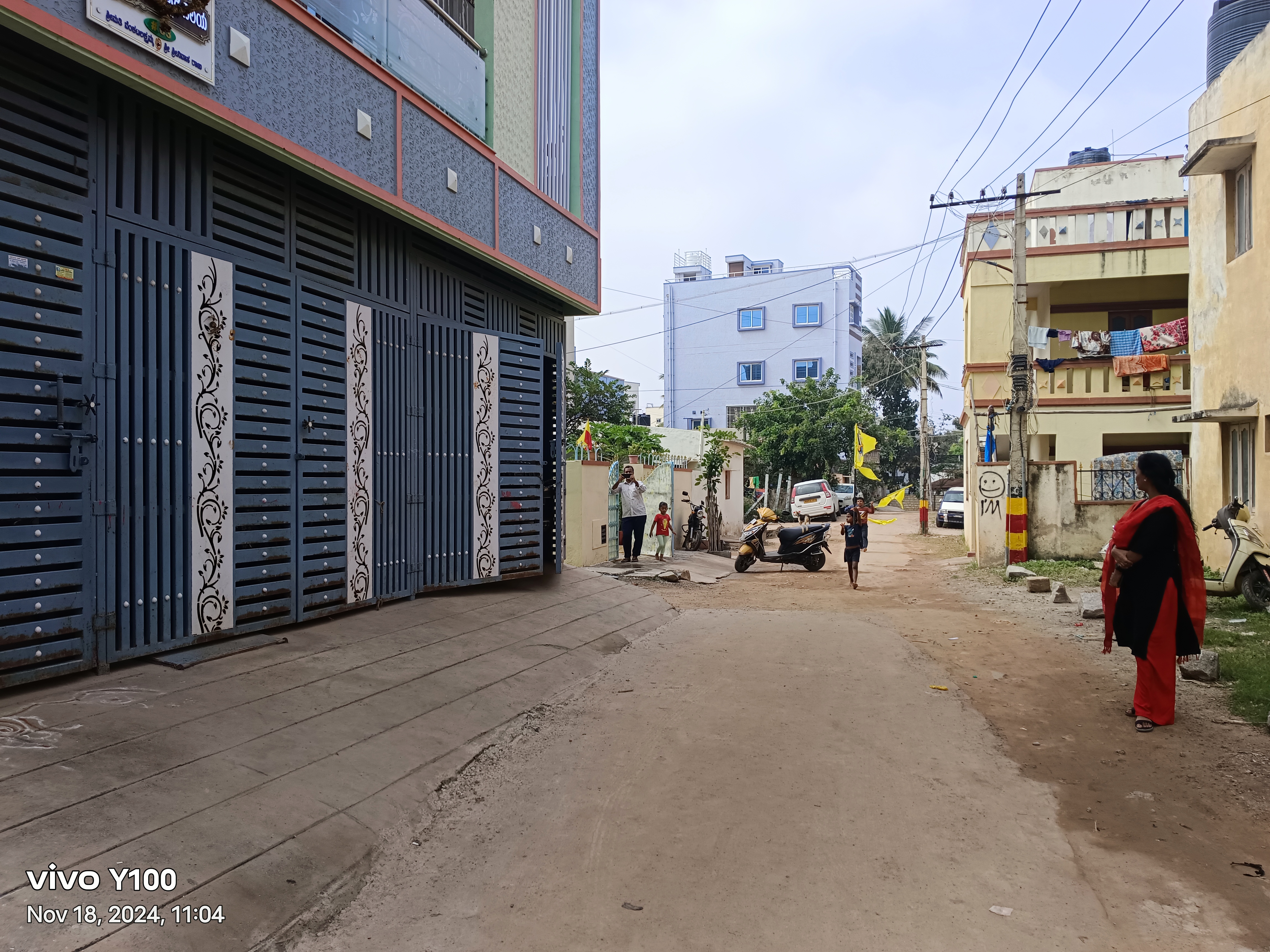 6+ BHK + Extra Room Independent House For Sale in 3 Floor Building 