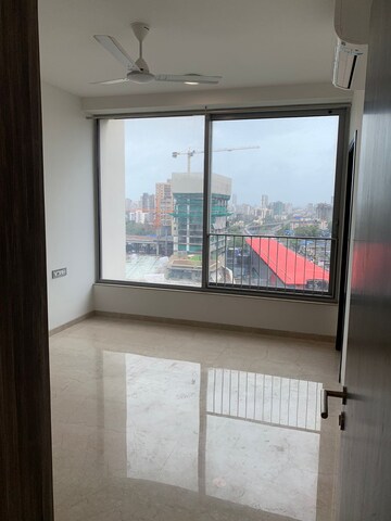 4 BHK Apartment For Rent in Oberoi Sky City, Borivali East
