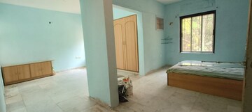 Room in 4 BHK Apartment at Pokhran Road No 2 – for Sale