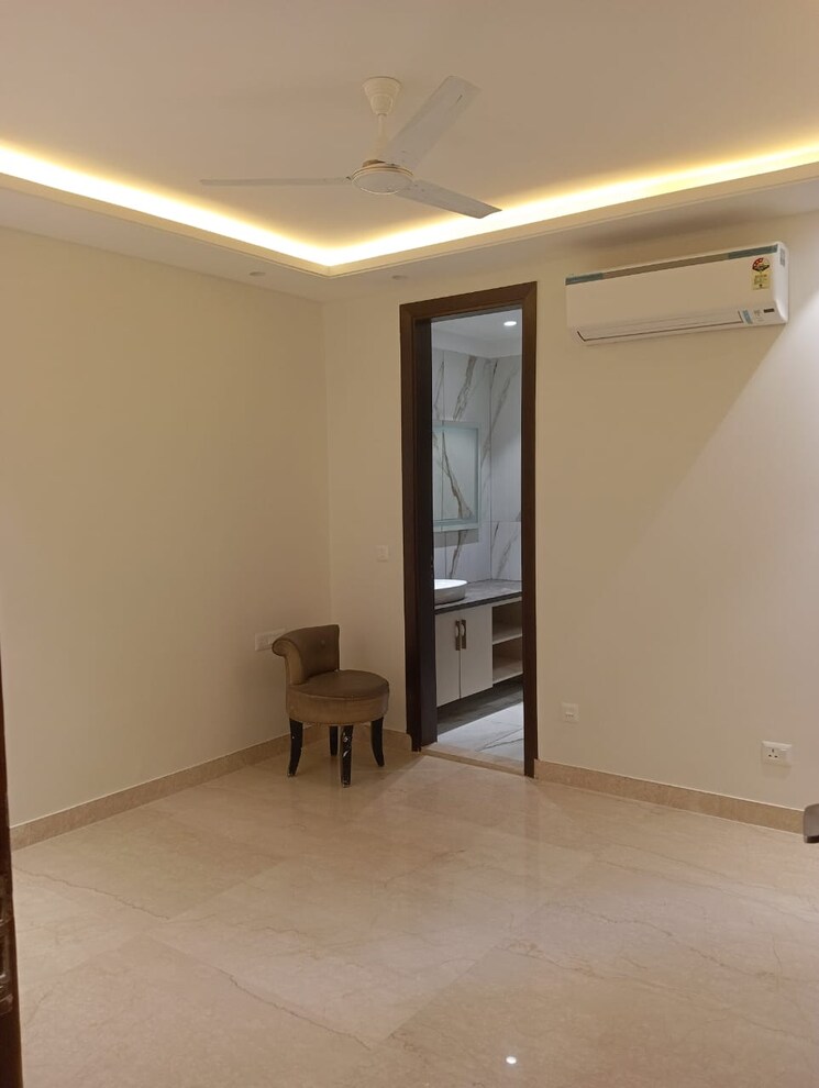 Room, lajpat nagar iii 3 Bedroom 1800 Sq.Ft. Builder Floor In Lajpat Nagar Iii Delhi 7847956