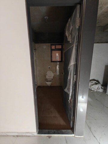 Furnished Amenities in 2 BHK Apartment at Shree Kaveri Heights, Ghatkopar East – for Rent