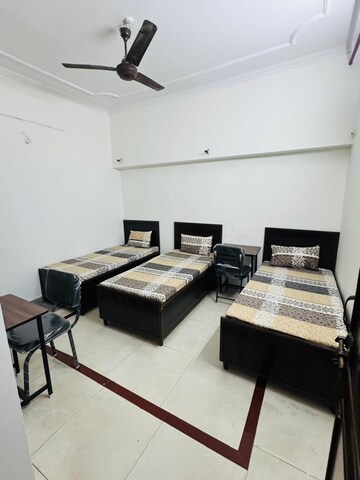 Room in  Pg at Sector 20 – for Rent
