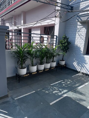  Pg – Entrance View at Sector 20 - for Rent