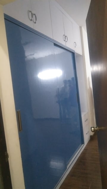 Furnished Amenities in 2 BHK Apartment at Indiabulls Centrum Park, Sector 103 – for Sale
