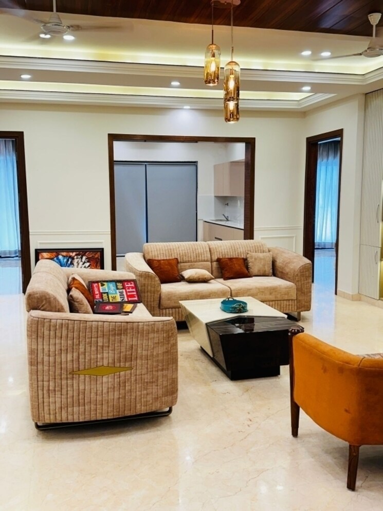 Living Room, sector 71 3 Bedroom 2000 Sq.Ft. Builder Floor In Sector 71 Gurgaon 7848464