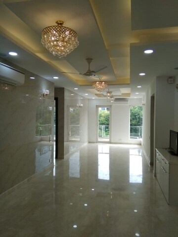Building Lobby in 3 BHK Builder Floor at Sector 71 – for Sale