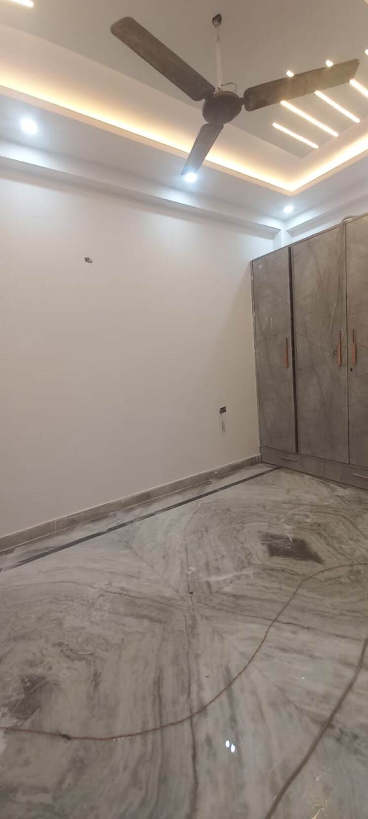 Room, onyx-plaza 2 Bedroom 9500 Sq.Ft. Builder Floor In Vasundhara Sector 3 Ghaziabad 7848849