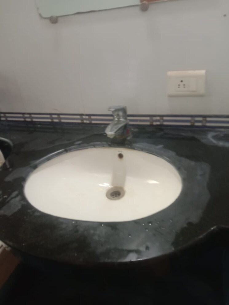 Bathroom, godrej-horizon 1 Bedroom 600 Sq.Ft. Apartment In Mohammadwadi Pune 7848870