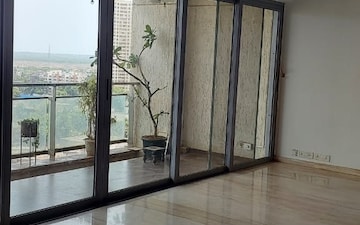 3 BHK Apartment For Sale in CCI Chambers, Churchgate