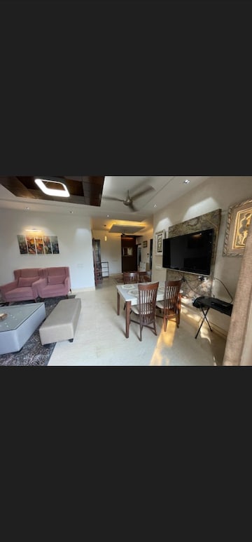 रेसिडेंशियल बिल्डर फ्लोर वर्ग यार्ड फॉर रेंट इन हौज़ खास दिल्ली  7849115