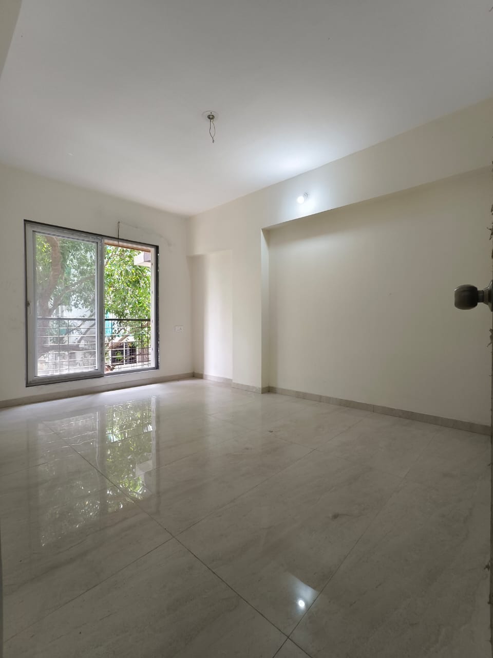 2 BHK + Study Room Apartment For Sale in Mayur CHSL