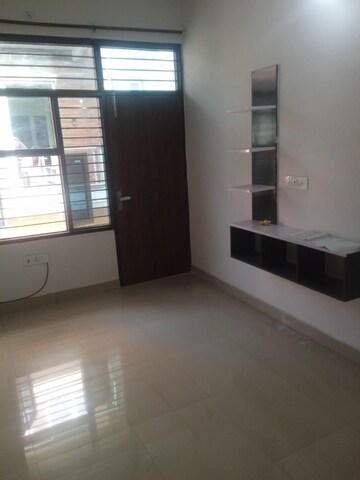 Room in 3.5 BHK Independent House at Palam Vihar Residents Association, Palam Vihar – for Sale