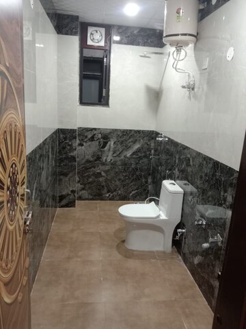 Bathroom in 3.5 BHK Villa at Palam Vihar Residents Association, Palam Vihar – for Sale