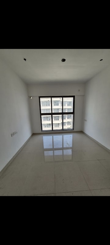 1 BHK Apartment For Rent in UK Iridium Kandivali East Mumbai  7849915