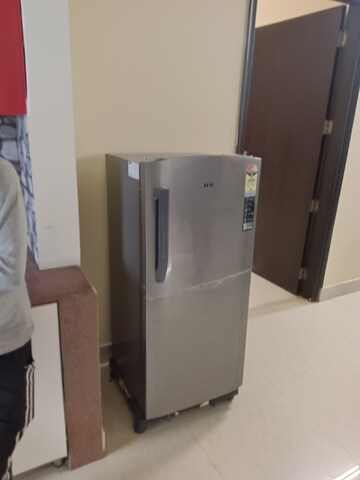 Room in 3 BHK Villa at Godrej Woods, Sector 43 – for Rent