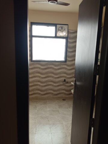 Room in 3 BHK Villa at Godrej Woods, Sector 43 – for Rent