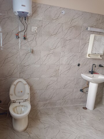 Bathroom in 3 BHK Villa at Godrej Woods, Sector 43 – for Rent
