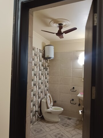 Bathroom in 3 BHK Villa at Godrej Woods, Sector 43 – for Rent