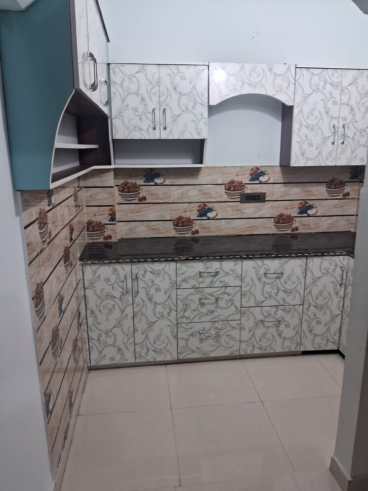 Kitchen, gms road 3 Bedroom 1500 Sq.Ft. Apartment In Gms Road Dehradun 7850047