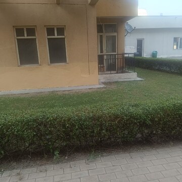 3 BHK Apartment – Exterior View View at Sector 61 - for Sale