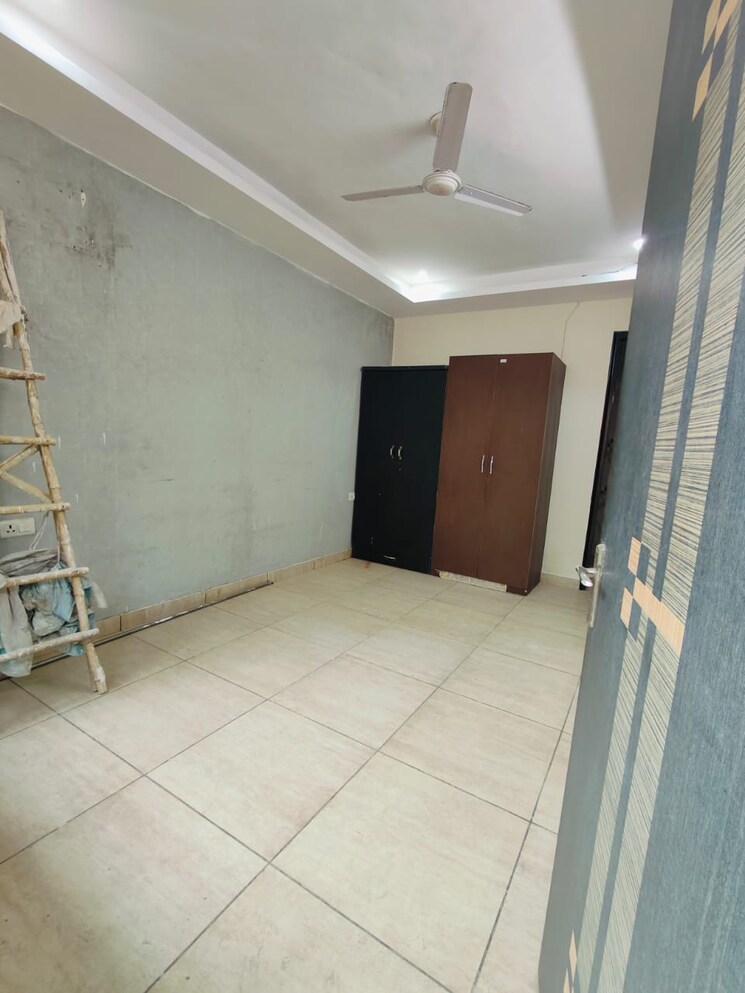 Room, ansal-sushant-lok-i 3 Bedroom 2000 Sq.Ft. Builder Floor In Sector 43 Gurgaon 7850145