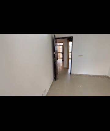 Room in 4 BHK Apartment at Quantum Colonisers Quantum Residency, Raj Nagar Extension – for Sale