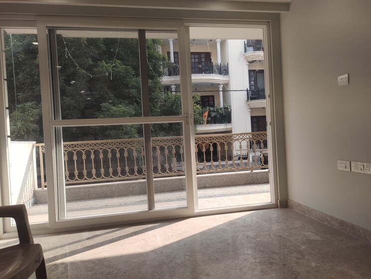 Balcony, greater kailash i 3 Bedroom 1800 Sq.Ft. Builder Floor In Greater Kailash I Delhi 7850209